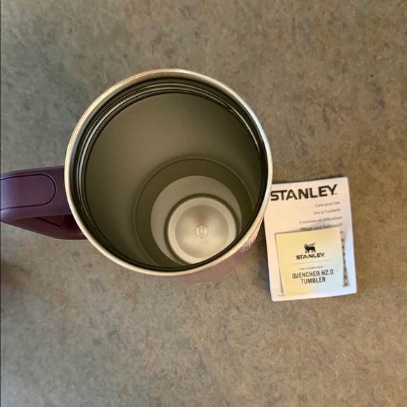 Stanley Hammertone Lilac Quencher H2.0 Tumbler 40oz - Picture 4 of 4